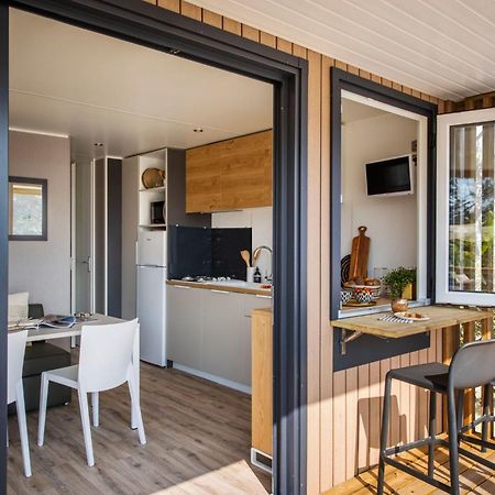 Domaine De La Chaux De Revel Guest House Saint-Martin-Valmeroux ภายนอก รูปภาพ