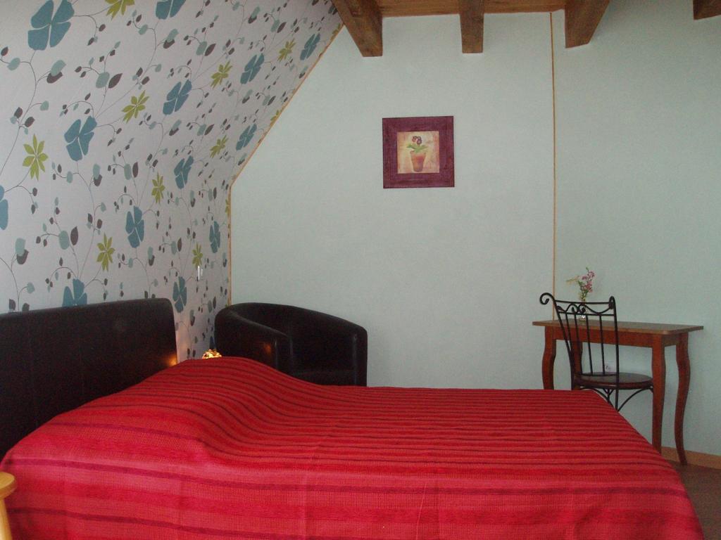 Domaine De La Chaux De Revel Guest House Saint-Martin-Valmeroux ภายนอก รูปภาพ