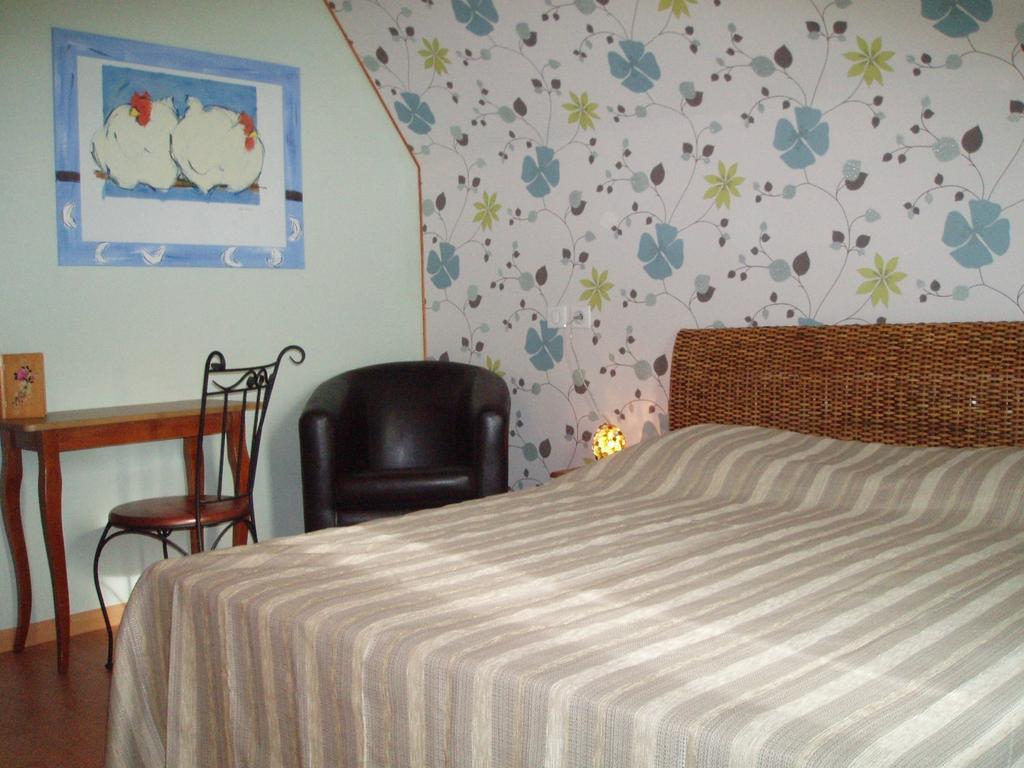 Domaine De La Chaux De Revel Guest House Saint-Martin-Valmeroux ภายนอก รูปภาพ