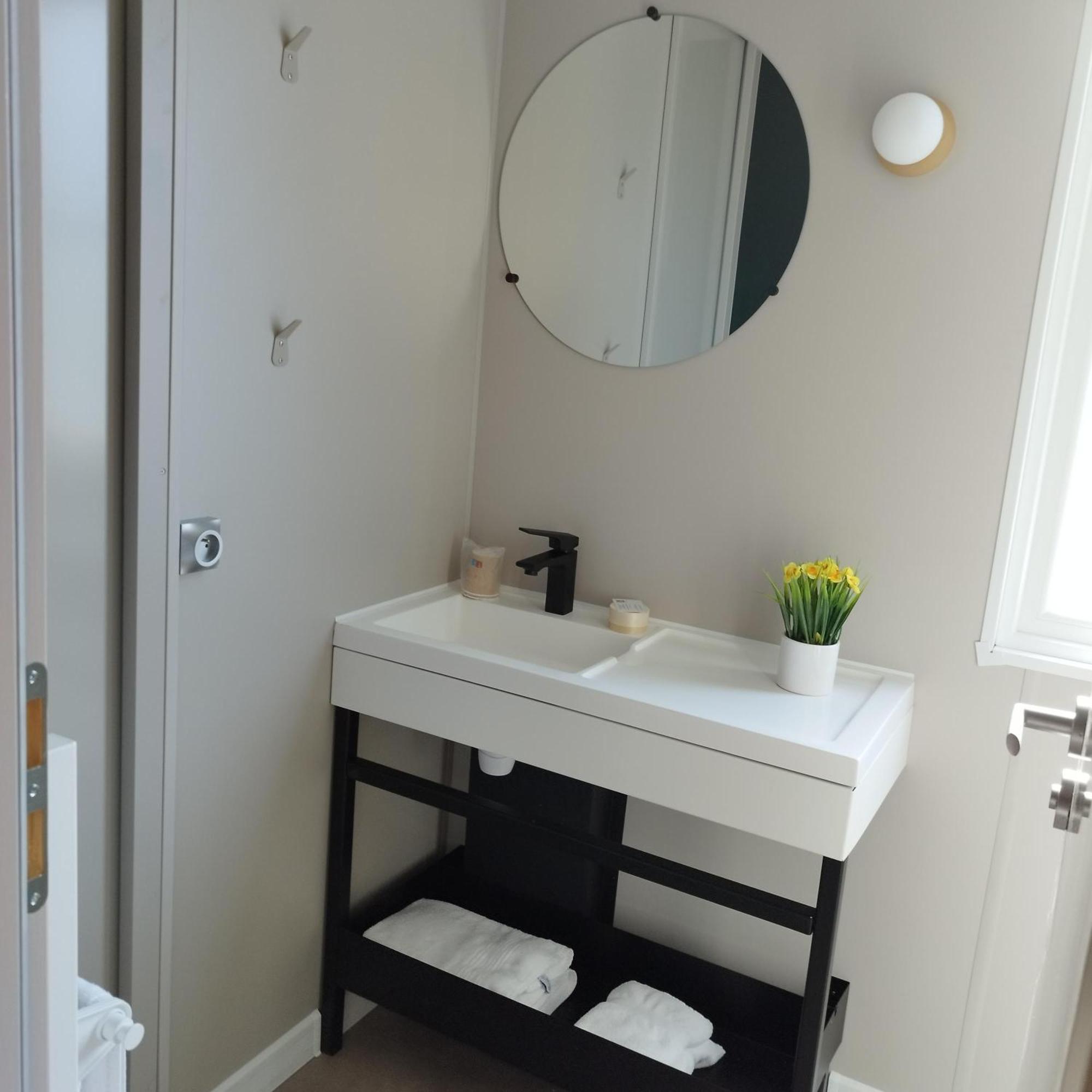 Domaine De La Chaux De Revel Guest House Saint-Martin-Valmeroux ภายนอก รูปภาพ