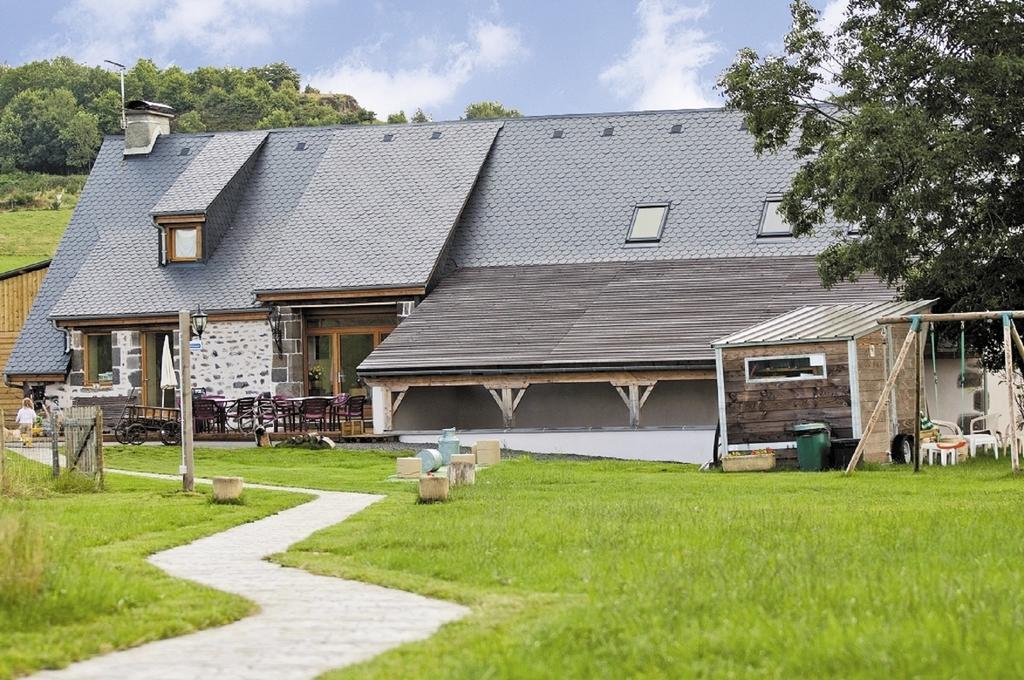 Domaine De La Chaux De Revel Guest House Saint-Martin-Valmeroux ภายนอก รูปภาพ